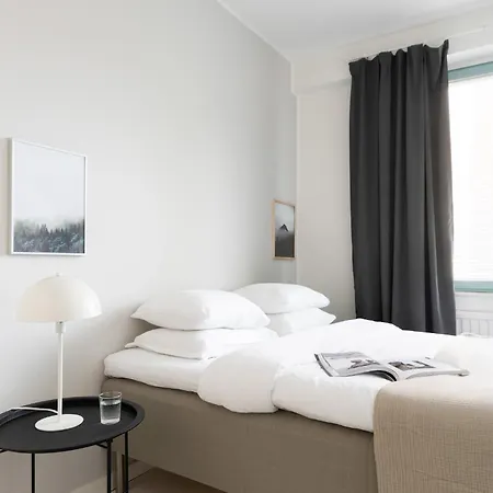 Family In Kallio Beside Metro W/ Free Parking Appartamento *